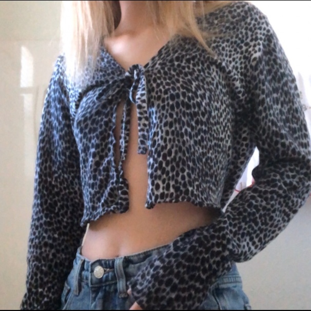 Upcycled front tie longsleeves🧚🏻